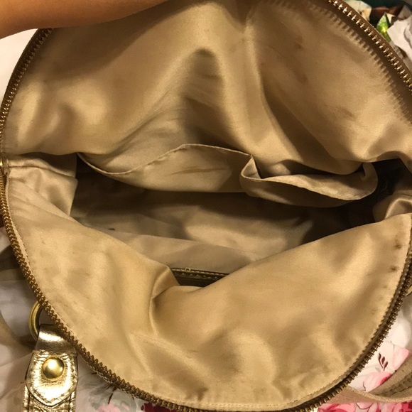 Authentic Coach - Picture 7 of 8